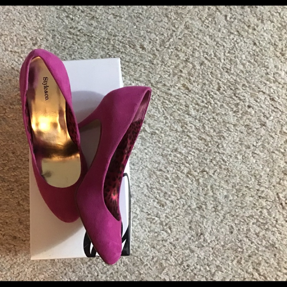 Women’s shoes